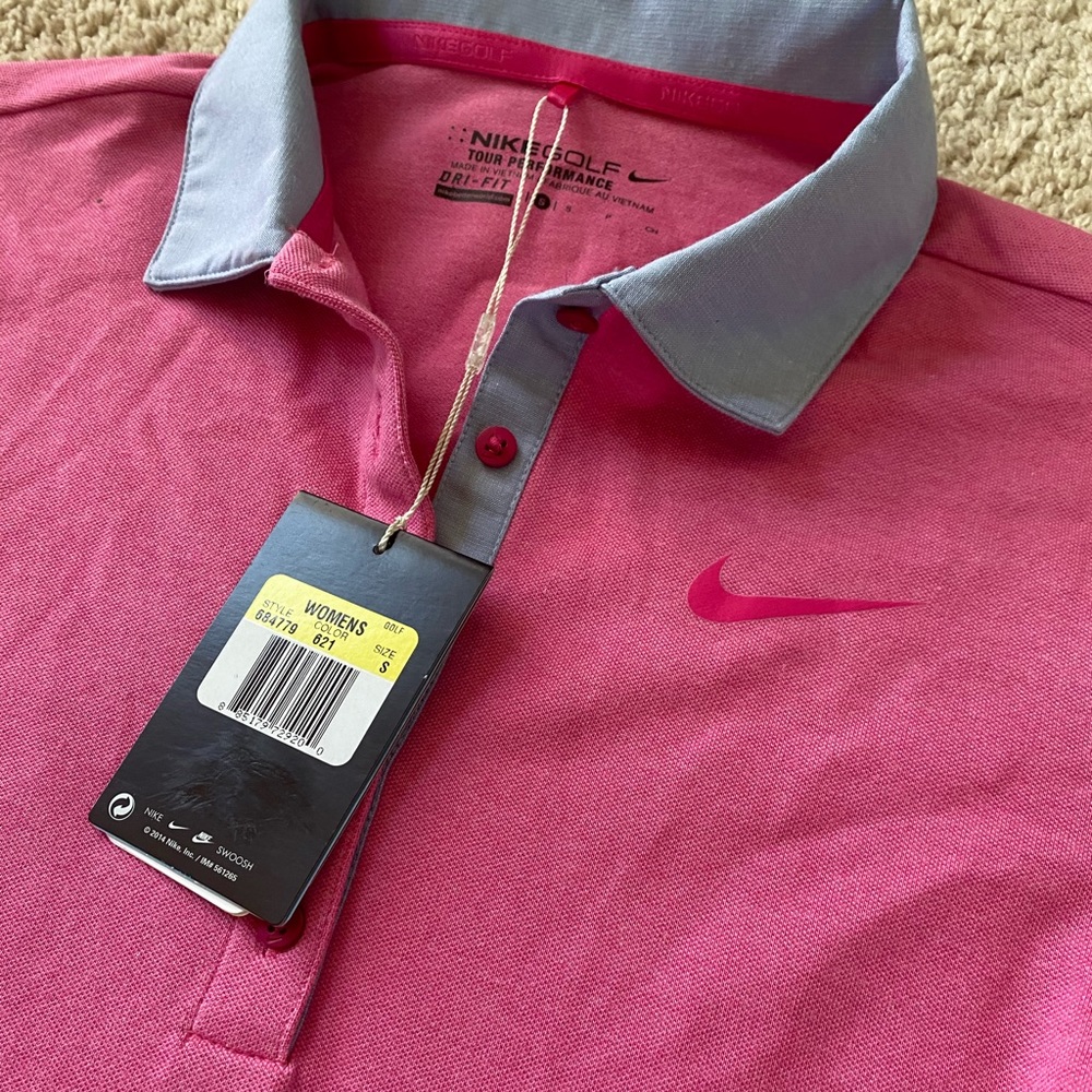 Nike DriFit Women’s Golf Shirt Small